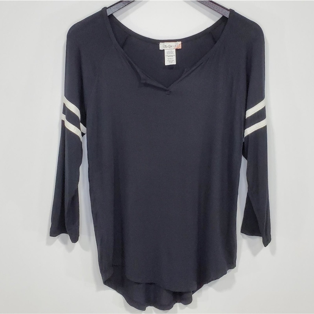 Top Girl LA Split Neck 3/4 Sleeve Women's Top